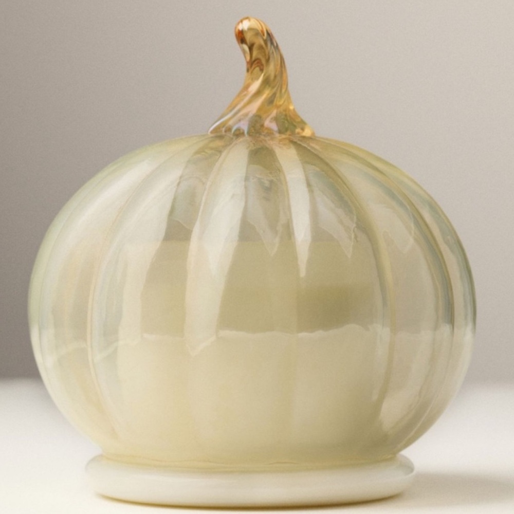 Gourmand Malted Pumpkin and Dark Rum Glass Pumpkin Candle and Cloche